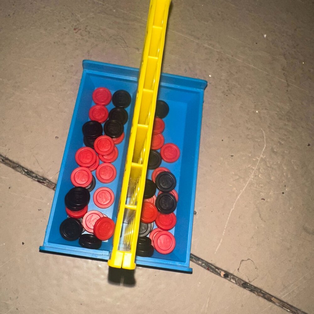 Connect Four mini travel game